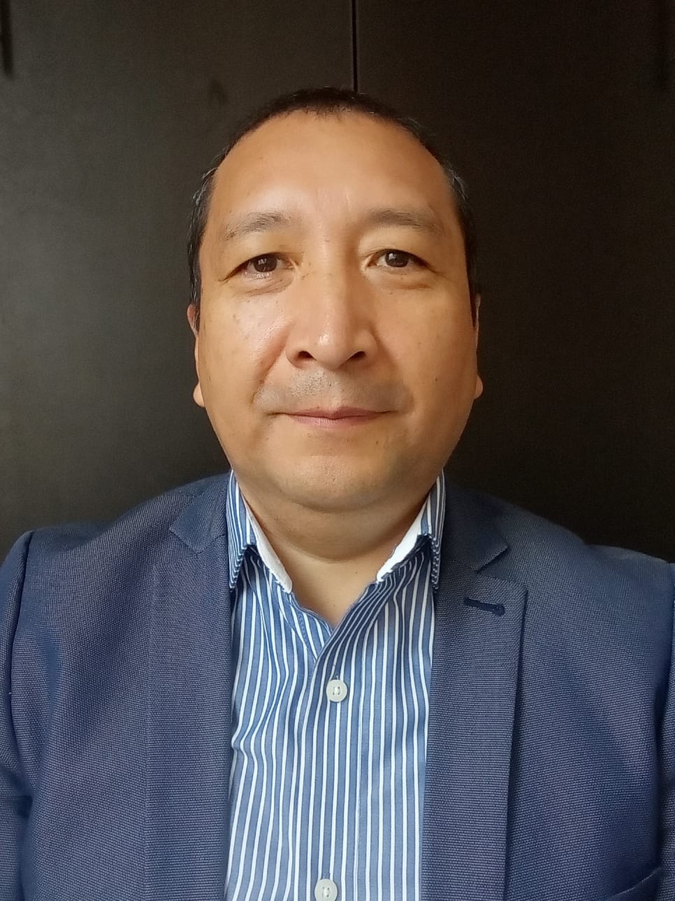 Dr. Ronald Gutiérrez